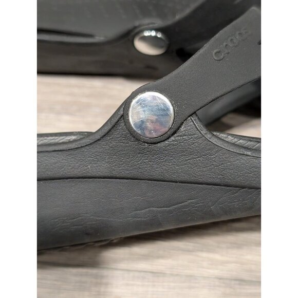 Crocs Black Sanrah Beveled Circle Low Wedge Flip Flop Thong Sandal Shoe Size 11 - Picture 12 of 16